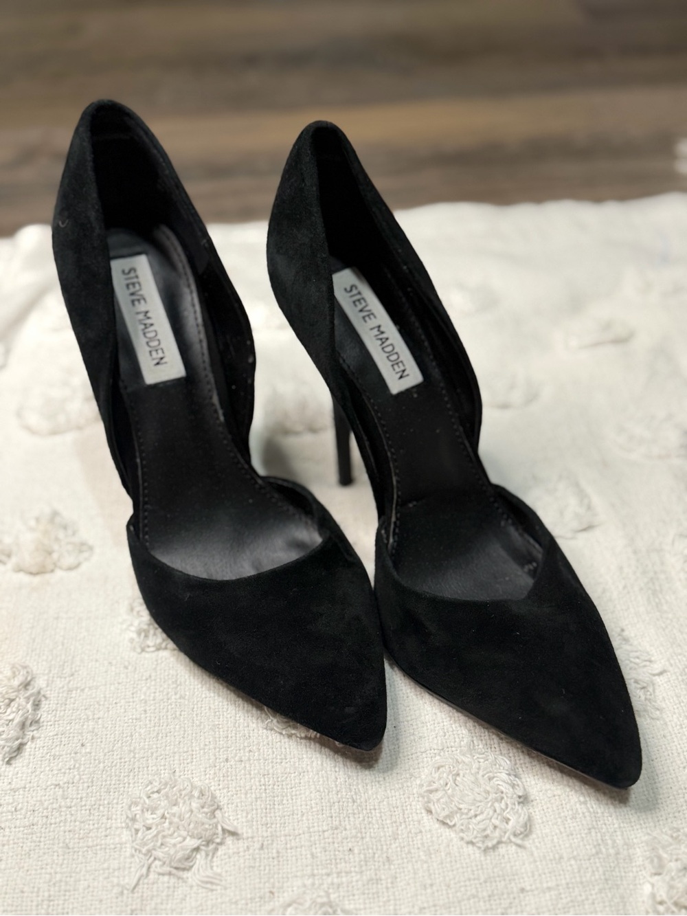 Steve Madden Black Suede Pointed-Toe Stiletto Pumps